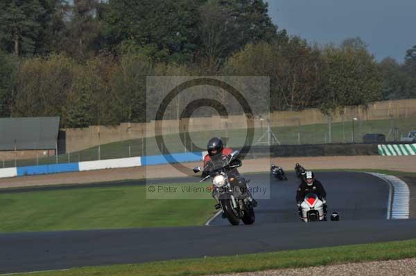 Motorcycle action photographs;donington;donington park leicestershire;donington photographs;event digital images;eventdigitalimages;no limits trackday;peter wileman photography;trackday;trackday digital images;trackday photos