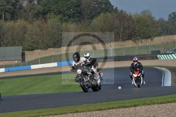 Motorcycle action photographs;donington;donington park leicestershire;donington photographs;event digital images;eventdigitalimages;no limits trackday;peter wileman photography;trackday;trackday digital images;trackday photos