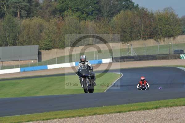 Motorcycle action photographs;donington;donington park leicestershire;donington photographs;event digital images;eventdigitalimages;no limits trackday;peter wileman photography;trackday;trackday digital images;trackday photos