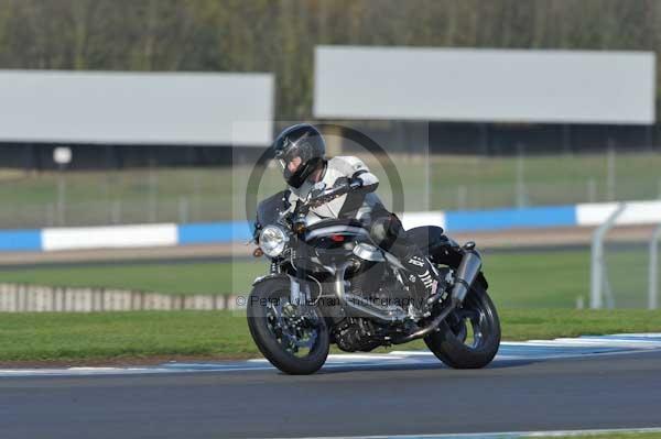 Motorcycle action photographs;donington;donington park leicestershire;donington photographs;event digital images;eventdigitalimages;no limits trackday;peter wileman photography;trackday;trackday digital images;trackday photos