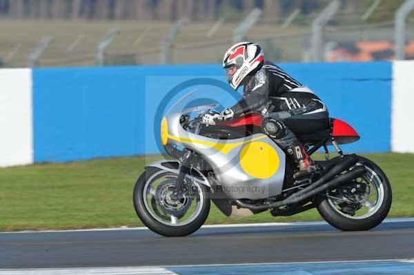 Motorcycle action photographs;donington;donington park leicestershire;donington photographs;event digital images;eventdigitalimages;no limits trackday;peter wileman photography;trackday;trackday digital images;trackday photos