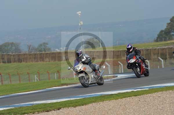 Motorcycle action photographs;donington;donington park leicestershire;donington photographs;event digital images;eventdigitalimages;no limits trackday;peter wileman photography;trackday;trackday digital images;trackday photos