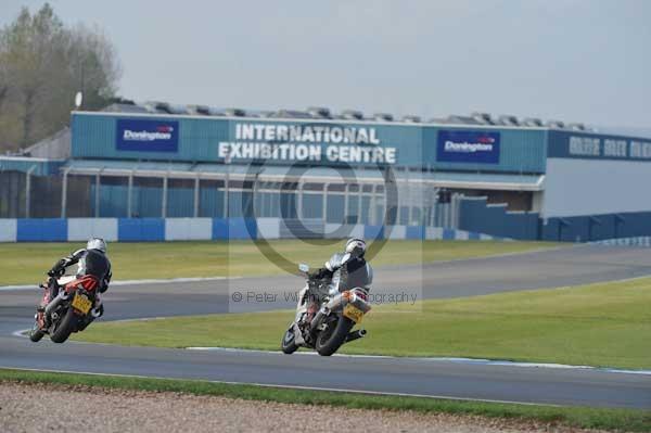 Motorcycle action photographs;donington;donington park leicestershire;donington photographs;event digital images;eventdigitalimages;no limits trackday;peter wileman photography;trackday;trackday digital images;trackday photos