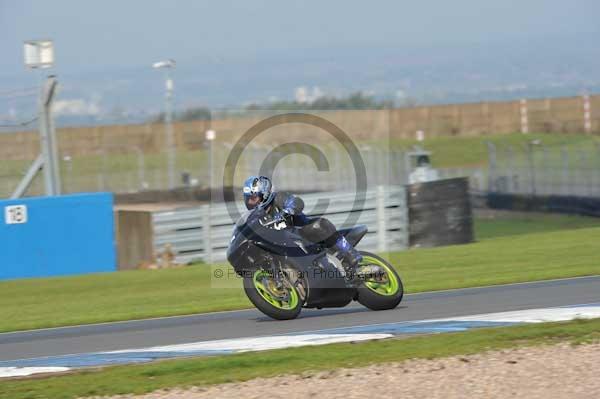 Motorcycle action photographs;donington;donington park leicestershire;donington photographs;event digital images;eventdigitalimages;no limits trackday;peter wileman photography;trackday;trackday digital images;trackday photos