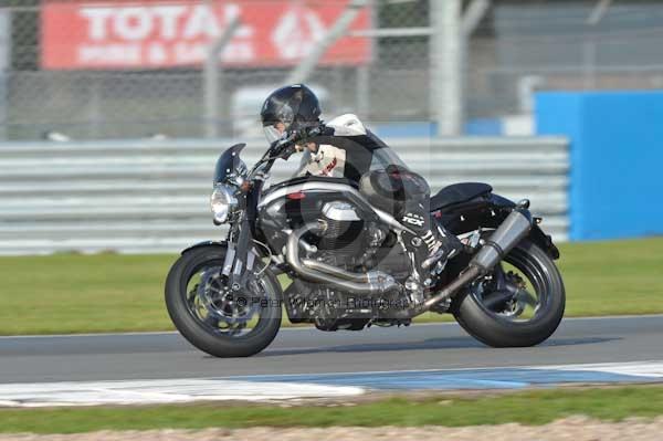 Motorcycle action photographs;donington;donington park leicestershire;donington photographs;event digital images;eventdigitalimages;no limits trackday;peter wileman photography;trackday;trackday digital images;trackday photos