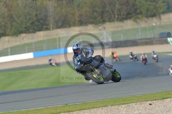 Motorcycle action photographs;donington;donington park leicestershire;donington photographs;event digital images;eventdigitalimages;no limits trackday;peter wileman photography;trackday;trackday digital images;trackday photos