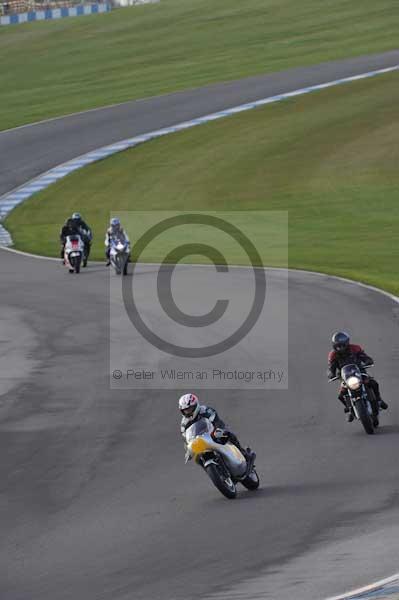 Motorcycle action photographs;donington;donington park leicestershire;donington photographs;event digital images;eventdigitalimages;no limits trackday;peter wileman photography;trackday;trackday digital images;trackday photos