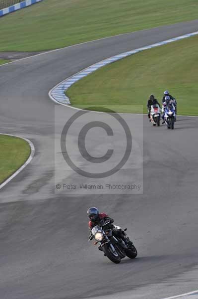 Motorcycle action photographs;donington;donington park leicestershire;donington photographs;event digital images;eventdigitalimages;no limits trackday;peter wileman photography;trackday;trackday digital images;trackday photos