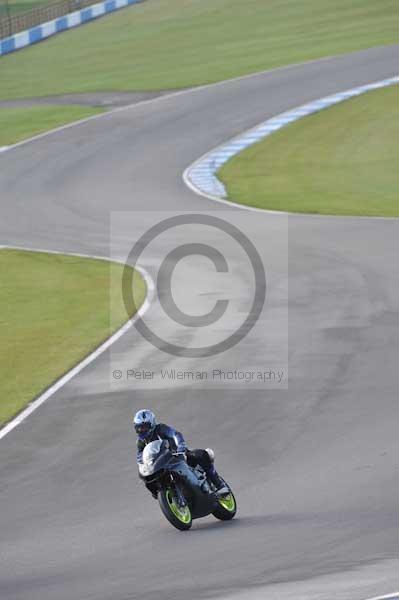 Motorcycle action photographs;donington;donington park leicestershire;donington photographs;event digital images;eventdigitalimages;no limits trackday;peter wileman photography;trackday;trackday digital images;trackday photos