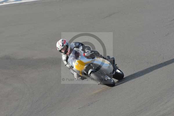 Motorcycle action photographs;donington;donington park leicestershire;donington photographs;event digital images;eventdigitalimages;no limits trackday;peter wileman photography;trackday;trackday digital images;trackday photos