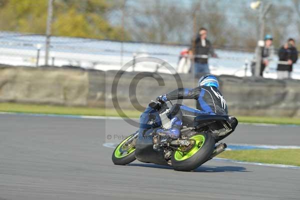 Motorcycle action photographs;donington;donington park leicestershire;donington photographs;event digital images;eventdigitalimages;no limits trackday;peter wileman photography;trackday;trackday digital images;trackday photos