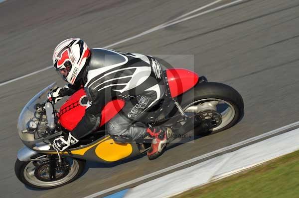 Motorcycle action photographs;donington;donington park leicestershire;donington photographs;event digital images;eventdigitalimages;no limits trackday;peter wileman photography;trackday;trackday digital images;trackday photos