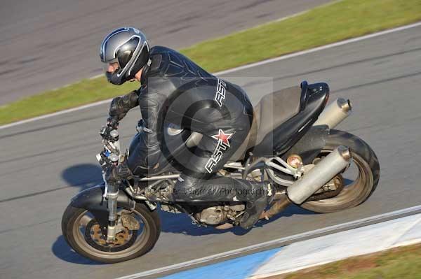 Motorcycle action photographs;donington;donington park leicestershire;donington photographs;event digital images;eventdigitalimages;no limits trackday;peter wileman photography;trackday;trackday digital images;trackday photos