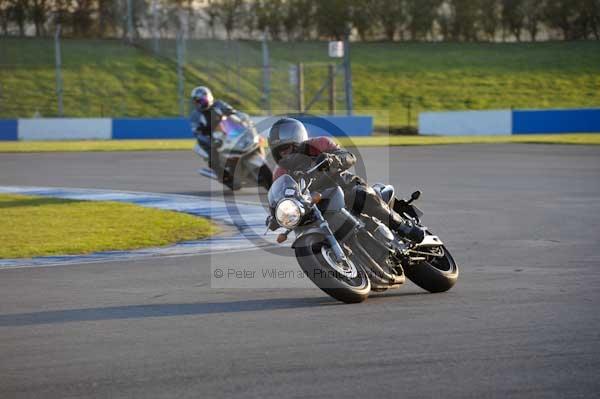 Motorcycle action photographs;donington;donington park leicestershire;donington photographs;event digital images;eventdigitalimages;no limits trackday;peter wileman photography;trackday;trackday digital images;trackday photos