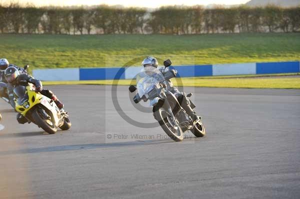 Motorcycle action photographs;donington;donington park leicestershire;donington photographs;event digital images;eventdigitalimages;no limits trackday;peter wileman photography;trackday;trackday digital images;trackday photos