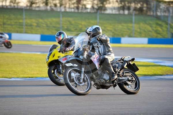 Motorcycle action photographs;donington;donington park leicestershire;donington photographs;event digital images;eventdigitalimages;no limits trackday;peter wileman photography;trackday;trackday digital images;trackday photos