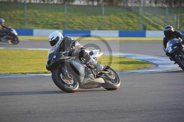 Motorcycle action photographs;donington;donington park leicestershire;donington photographs;event digital images;eventdigitalimages;no limits trackday;peter wileman photography;trackday;trackday digital images;trackday photos