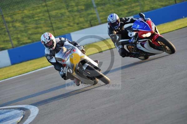 Motorcycle action photographs;donington;donington park leicestershire;donington photographs;event digital images;eventdigitalimages;no limits trackday;peter wileman photography;trackday;trackday digital images;trackday photos