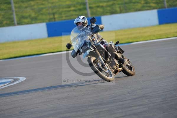 Motorcycle action photographs;donington;donington park leicestershire;donington photographs;event digital images;eventdigitalimages;no limits trackday;peter wileman photography;trackday;trackday digital images;trackday photos