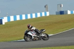 Motorcycle-action-photographs;donington;donington-park-leicestershire;donington-photographs;event-digital-images;eventdigitalimages;no-limits-trackday;peter-wileman-photography;trackday;trackday-digital-images;trackday-photos