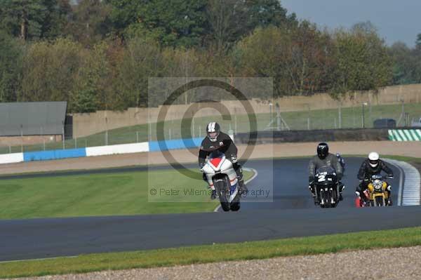 Motorcycle action photographs;donington;donington park leicestershire;donington photographs;event digital images;eventdigitalimages;no limits trackday;peter wileman photography;trackday;trackday digital images;trackday photos