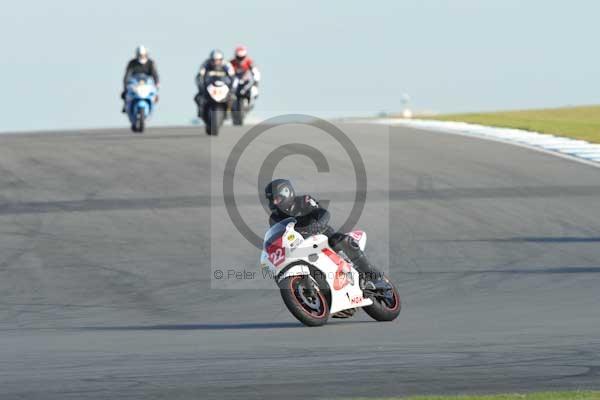 Motorcycle action photographs;donington;donington park leicestershire;donington photographs;event digital images;eventdigitalimages;no limits trackday;peter wileman photography;trackday;trackday digital images;trackday photos