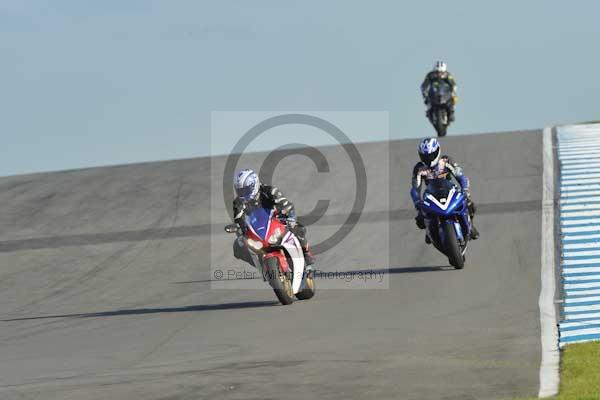 Motorcycle action photographs;donington;donington park leicestershire;donington photographs;event digital images;eventdigitalimages;no limits trackday;peter wileman photography;trackday;trackday digital images;trackday photos