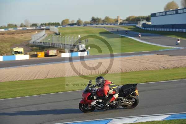 Motorcycle action photographs;donington;donington park leicestershire;donington photographs;event digital images;eventdigitalimages;no limits trackday;peter wileman photography;trackday;trackday digital images;trackday photos