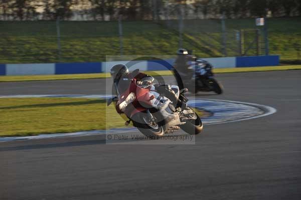 Motorcycle action photographs;donington;donington park leicestershire;donington photographs;event digital images;eventdigitalimages;no limits trackday;peter wileman photography;trackday;trackday digital images;trackday photos