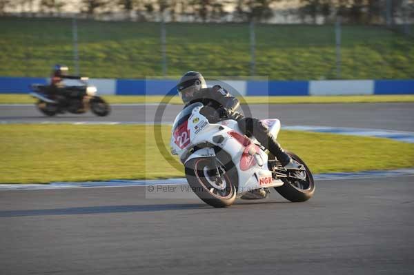 Motorcycle action photographs;donington;donington park leicestershire;donington photographs;event digital images;eventdigitalimages;no limits trackday;peter wileman photography;trackday;trackday digital images;trackday photos