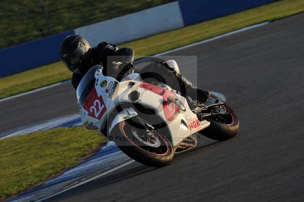 Motorcycle action photographs;donington;donington park leicestershire;donington photographs;event digital images;eventdigitalimages;no limits trackday;peter wileman photography;trackday;trackday digital images;trackday photos