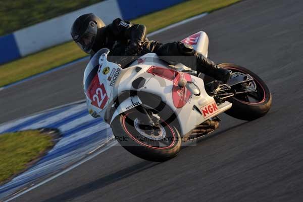 Motorcycle action photographs;donington;donington park leicestershire;donington photographs;event digital images;eventdigitalimages;no limits trackday;peter wileman photography;trackday;trackday digital images;trackday photos