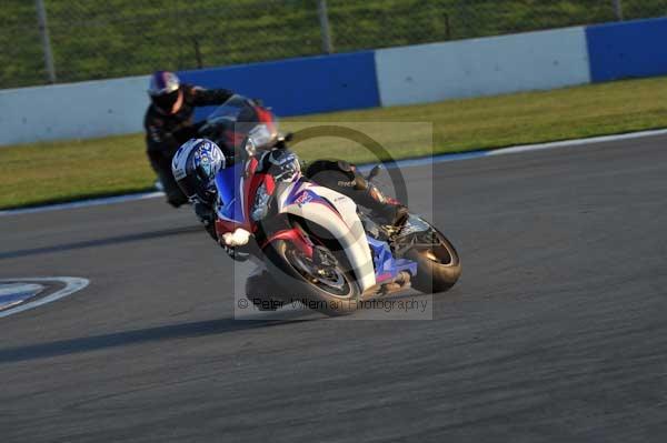 Motorcycle action photographs;donington;donington park leicestershire;donington photographs;event digital images;eventdigitalimages;no limits trackday;peter wileman photography;trackday;trackday digital images;trackday photos