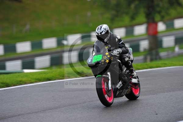 Motorcycle action photographs;cadwell;cadwell park photographs;event digital images;eventdigitalimages;motor racing louth lincolnshire;no limits trackday;peter wileman photography;trackday;trackday digital images;trackday photos