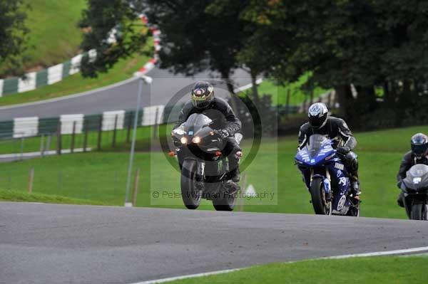 Motorcycle action photographs;cadwell;cadwell park photographs;event digital images;eventdigitalimages;motor racing louth lincolnshire;no limits trackday;peter wileman photography;trackday;trackday digital images;trackday photos