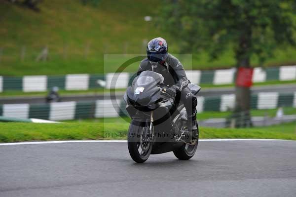 Motorcycle action photographs;cadwell;cadwell park photographs;event digital images;eventdigitalimages;motor racing louth lincolnshire;no limits trackday;peter wileman photography;trackday;trackday digital images;trackday photos