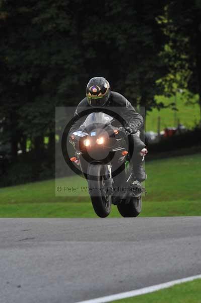 Motorcycle action photographs;cadwell;cadwell park photographs;event digital images;eventdigitalimages;motor racing louth lincolnshire;no limits trackday;peter wileman photography;trackday;trackday digital images;trackday photos