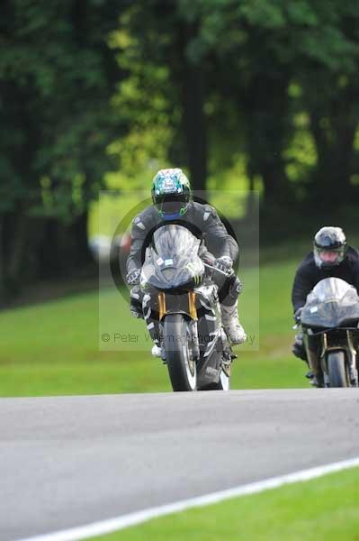 Motorcycle action photographs;cadwell;cadwell park photographs;event digital images;eventdigitalimages;motor racing louth lincolnshire;no limits trackday;peter wileman photography;trackday;trackday digital images;trackday photos