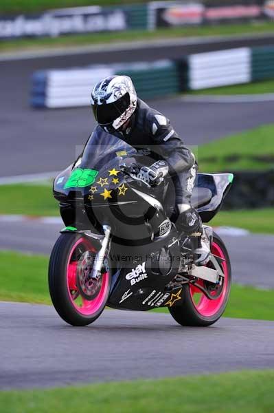 Motorcycle action photographs;cadwell;cadwell park photographs;event digital images;eventdigitalimages;motor racing louth lincolnshire;no limits trackday;peter wileman photography;trackday;trackday digital images;trackday photos