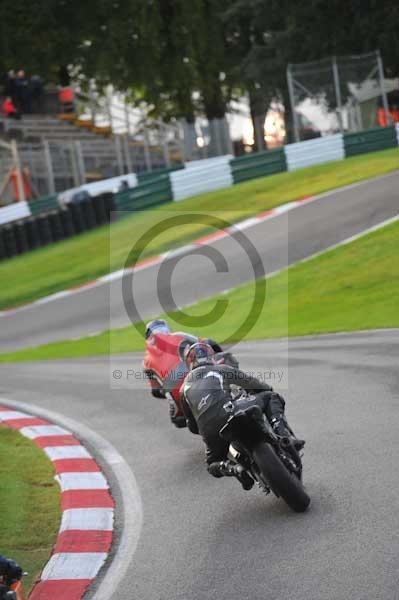 Motorcycle action photographs;cadwell;cadwell park photographs;event digital images;eventdigitalimages;motor racing louth lincolnshire;no limits trackday;peter wileman photography;trackday;trackday digital images;trackday photos