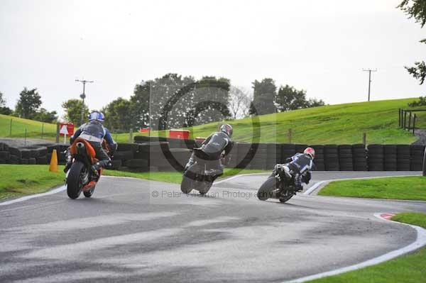 Motorcycle action photographs;cadwell;cadwell park photographs;event digital images;eventdigitalimages;motor racing louth lincolnshire;no limits trackday;peter wileman photography;trackday;trackday digital images;trackday photos