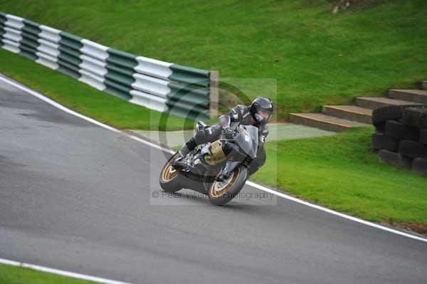 Motorcycle action photographs;cadwell;cadwell park photographs;event digital images;eventdigitalimages;motor racing louth lincolnshire;no limits trackday;peter wileman photography;trackday;trackday digital images;trackday photos