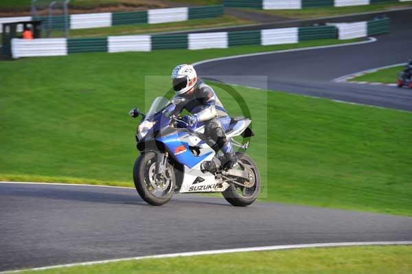 Motorcycle action photographs;cadwell;cadwell park photographs;event digital images;eventdigitalimages;motor racing louth lincolnshire;no limits trackday;peter wileman photography;trackday;trackday digital images;trackday photos