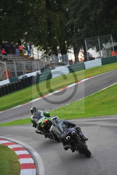 Motorcycle action photographs;cadwell;cadwell park photographs;event digital images;eventdigitalimages;motor racing louth lincolnshire;no limits trackday;peter wileman photography;trackday;trackday digital images;trackday photos