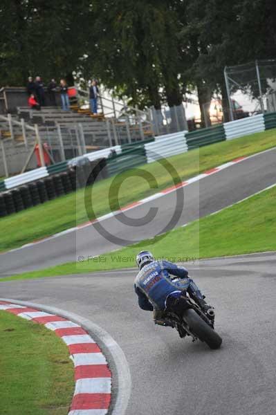 Motorcycle action photographs;cadwell;cadwell park photographs;event digital images;eventdigitalimages;motor racing louth lincolnshire;no limits trackday;peter wileman photography;trackday;trackday digital images;trackday photos