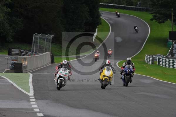 Motorcycle action photographs;cadwell;cadwell park photographs;event digital images;eventdigitalimages;motor racing louth lincolnshire;no limits trackday;peter wileman photography;trackday;trackday digital images;trackday photos