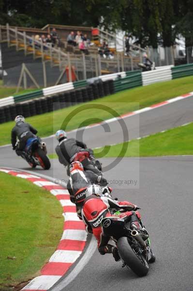 Motorcycle action photographs;cadwell;cadwell park photographs;event digital images;eventdigitalimages;motor racing louth lincolnshire;no limits trackday;peter wileman photography;trackday;trackday digital images;trackday photos