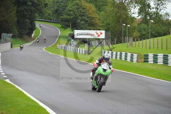 Motorcycle action photographs;cadwell;cadwell park photographs;event digital images;eventdigitalimages;motor racing louth lincolnshire;no limits trackday;peter wileman photography;trackday;trackday digital images;trackday photos