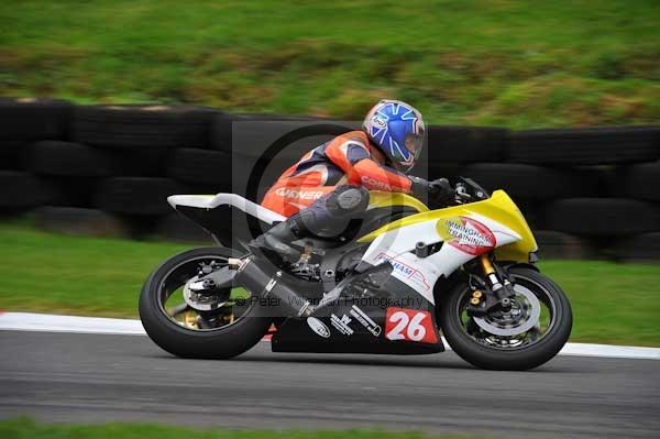 Motorcycle action photographs;cadwell;cadwell park photographs;event digital images;eventdigitalimages;motor racing louth lincolnshire;no limits trackday;peter wileman photography;trackday;trackday digital images;trackday photos