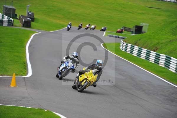 Motorcycle action photographs;cadwell;cadwell park photographs;event digital images;eventdigitalimages;motor racing louth lincolnshire;no limits trackday;peter wileman photography;trackday;trackday digital images;trackday photos